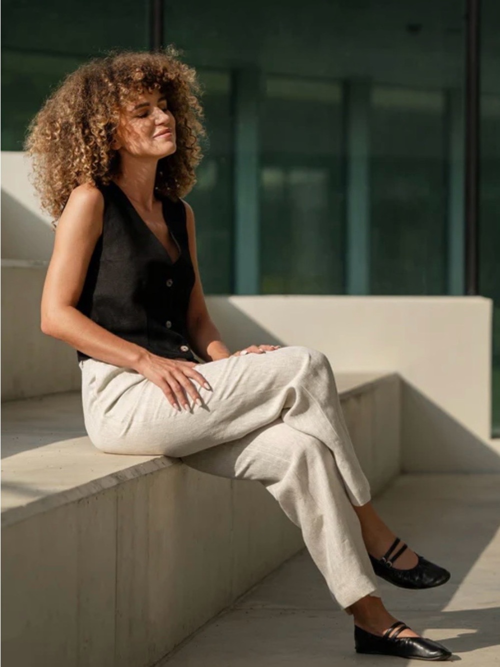 Crazy Horse Classic Cream Linen cropped Women’s Pants - Neutral Relaxed Fit